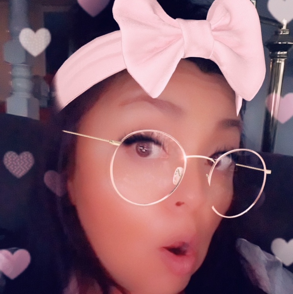 Meet your Posher, Maria